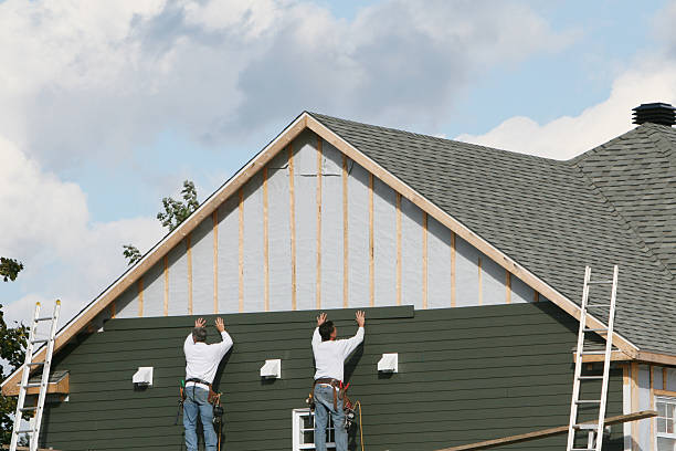 Professional Siding Installation technician working in Fayetteville, OH