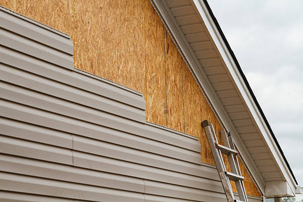 24/7 Emergency Siding Installation experts in Fayetteville, OH